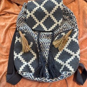 Stylish Geometric Patterned Backpack